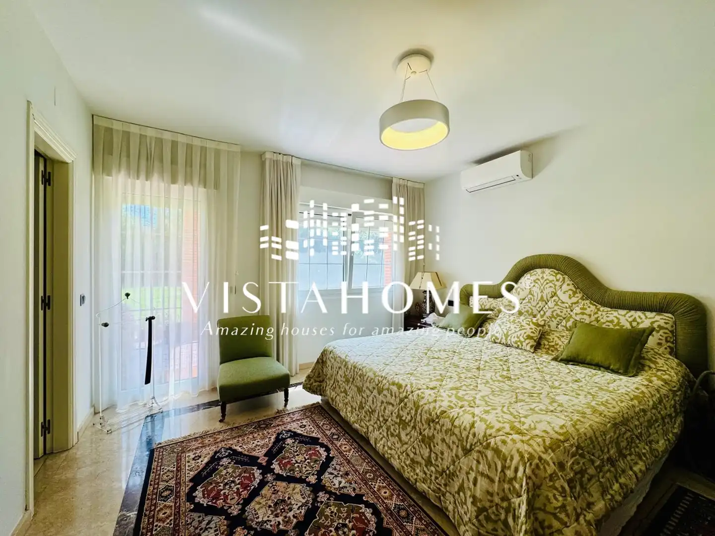 Bedroom of Houses for sale in Ciudalcampo  with Air Conditioner, Heating and Private garden