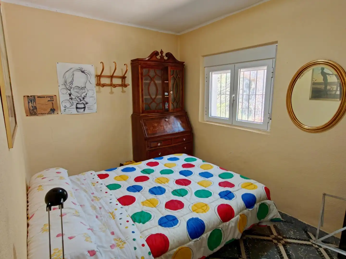 Dormitori de Casa o xalet en venda en Buñol amb Terrassa, Traster i Moblat
