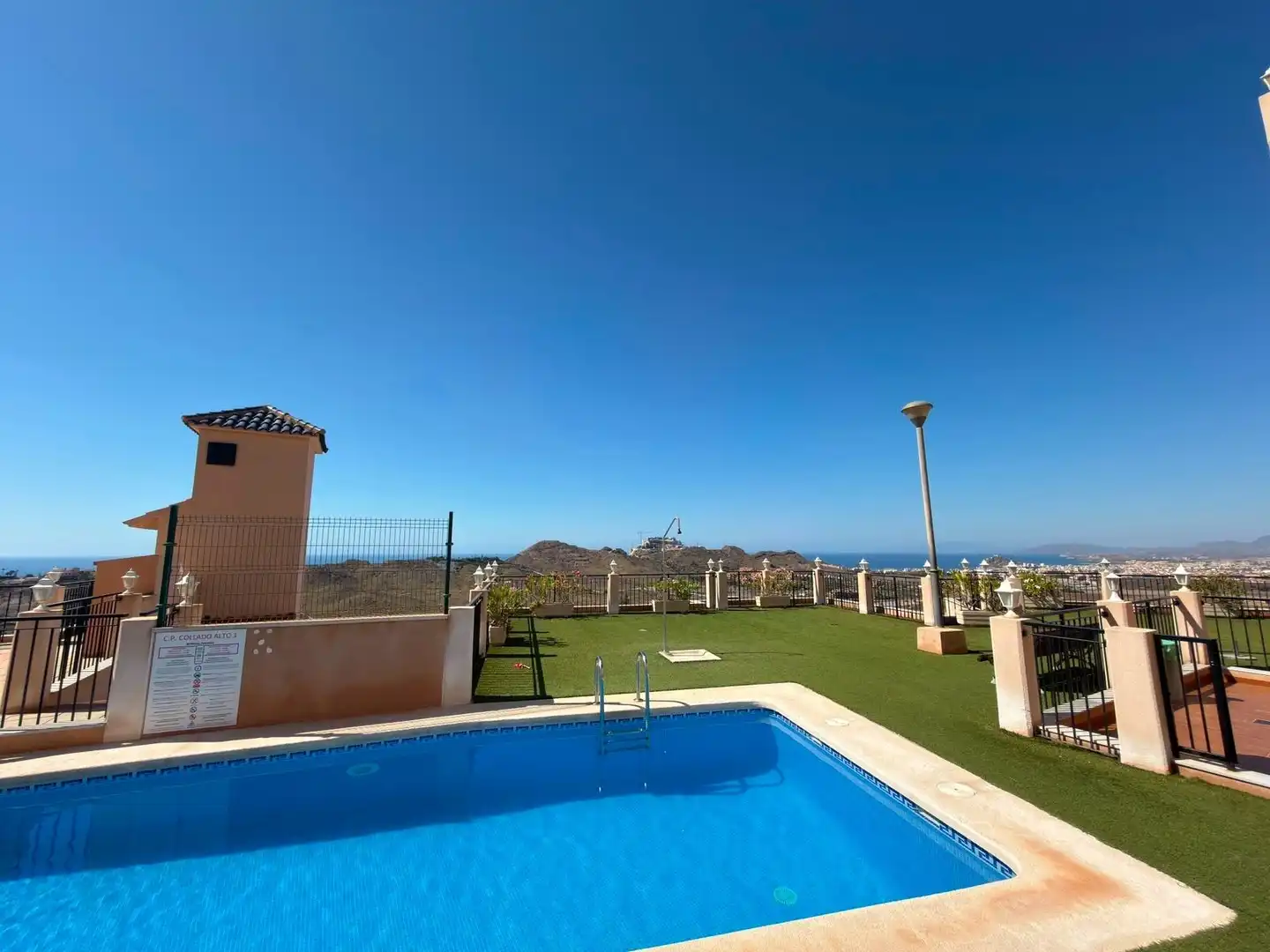 Piscina de Casa o chalet en venta en Águilas con Aire acondicionado, Calefacción y Terraza