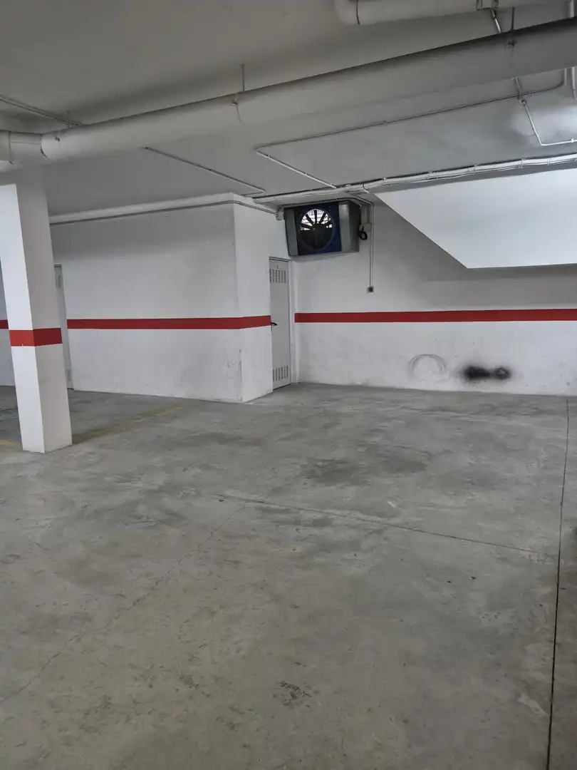 Parkplatz von Wohnung zum Verkauf in Massamagrell mit Klimaanlage, Heizung und Abstellraum