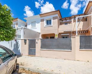 Exterior view of Single-family semi-detached for sale in Utrera  with Air Conditioner, Terrace and Balcony