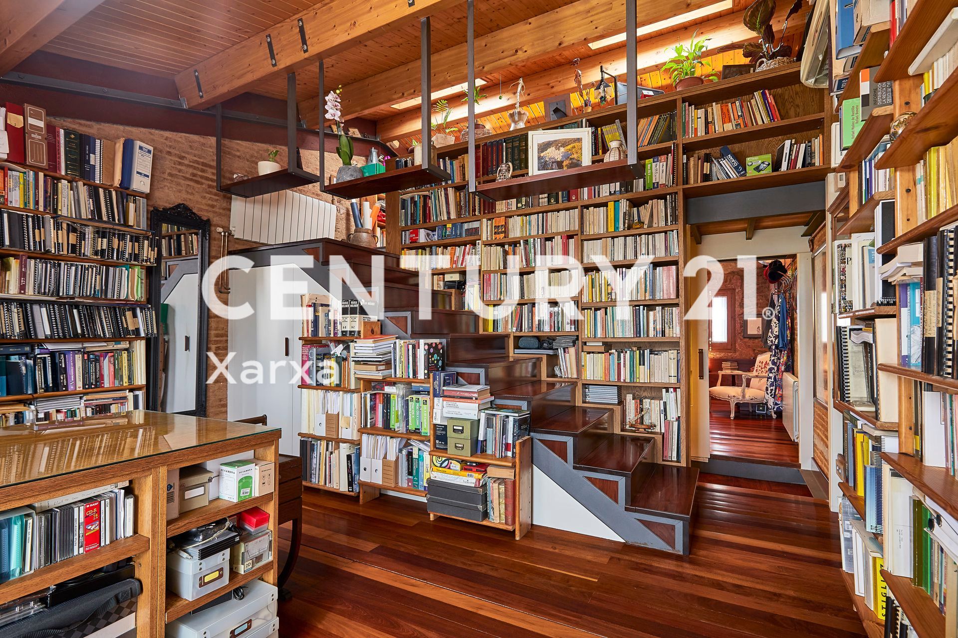 Living room of Single-family semi-detached for sale in  Barcelona Capital  with Air Conditioner, Heating and Private garden