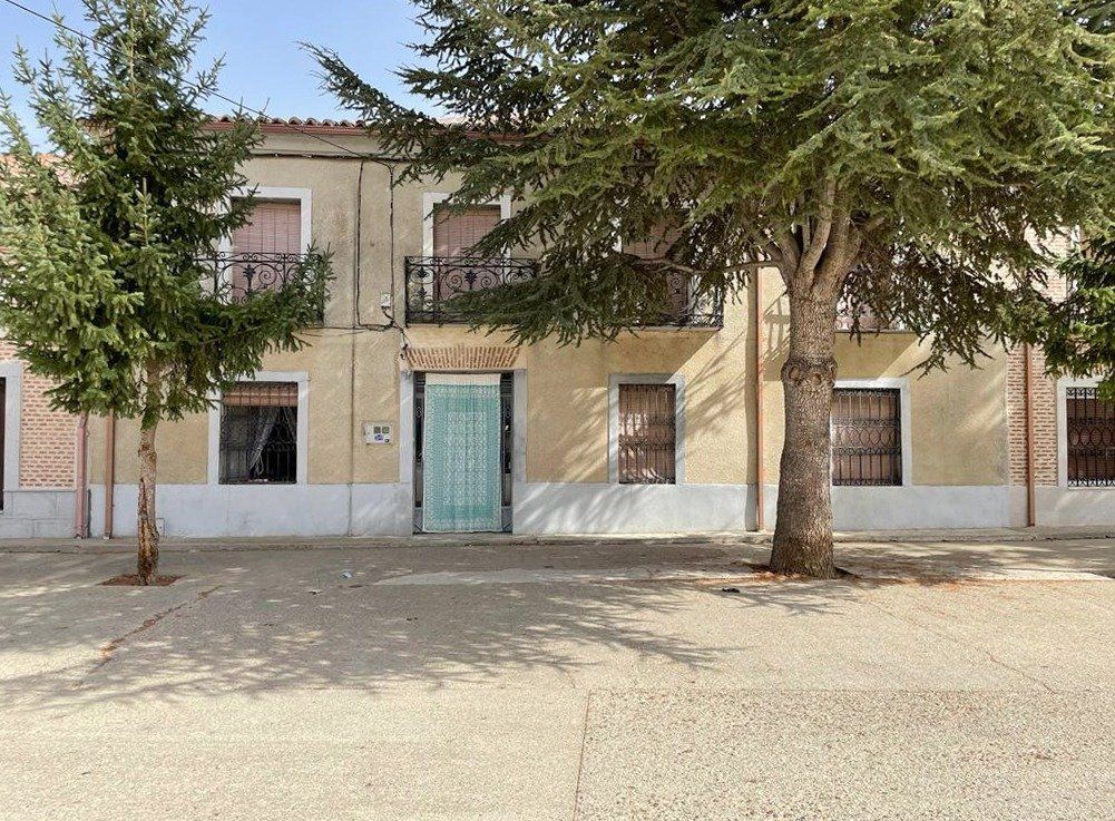 Vista exterior de Casa o xalet en venda en Palaciosrubios amb Calefacció