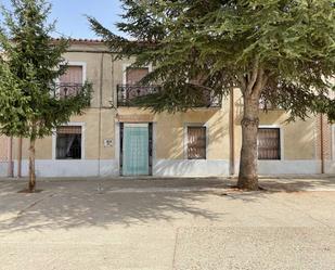Vista exterior de Casa o xalet en venda en Palaciosrubios amb Calefacció