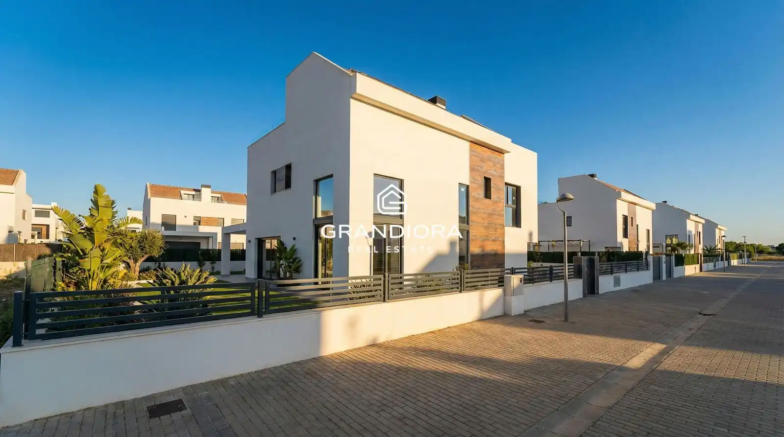 Detached house with pool for sale in Calle Montserrat Roig, imagen 18