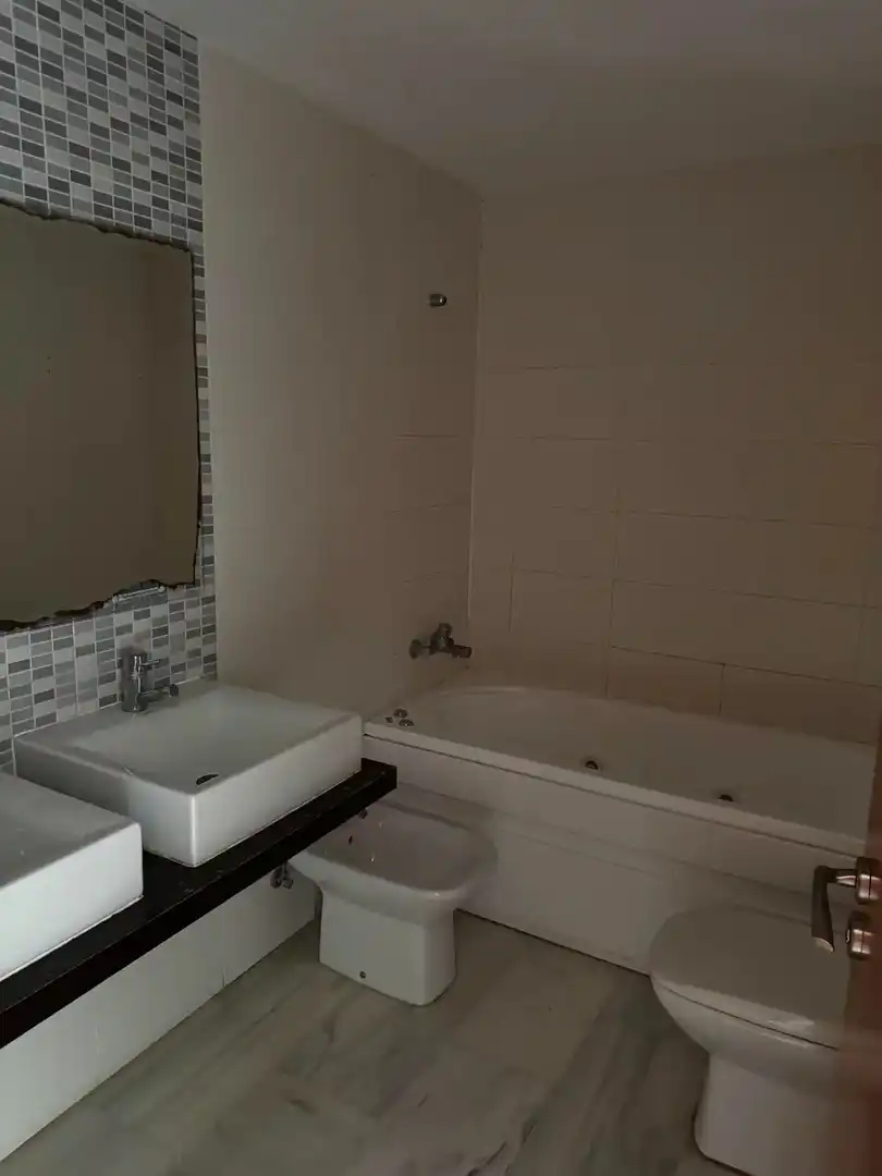 Badezimmer von Wohnung zum Verkauf in Castellón de la Plana / Castelló de la Plana mit Terrasse und Abstellraum