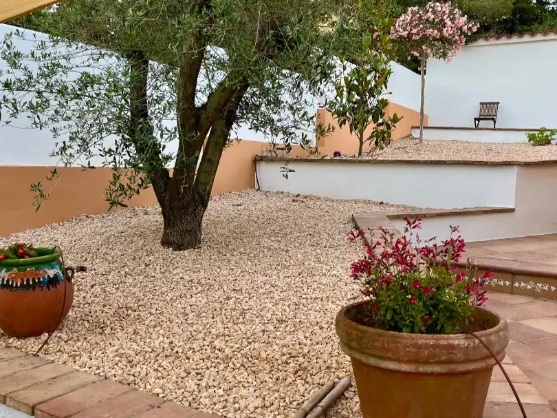 Haus mit Garten zum Verkauf in Carrer Guatemala 6, imagen 2