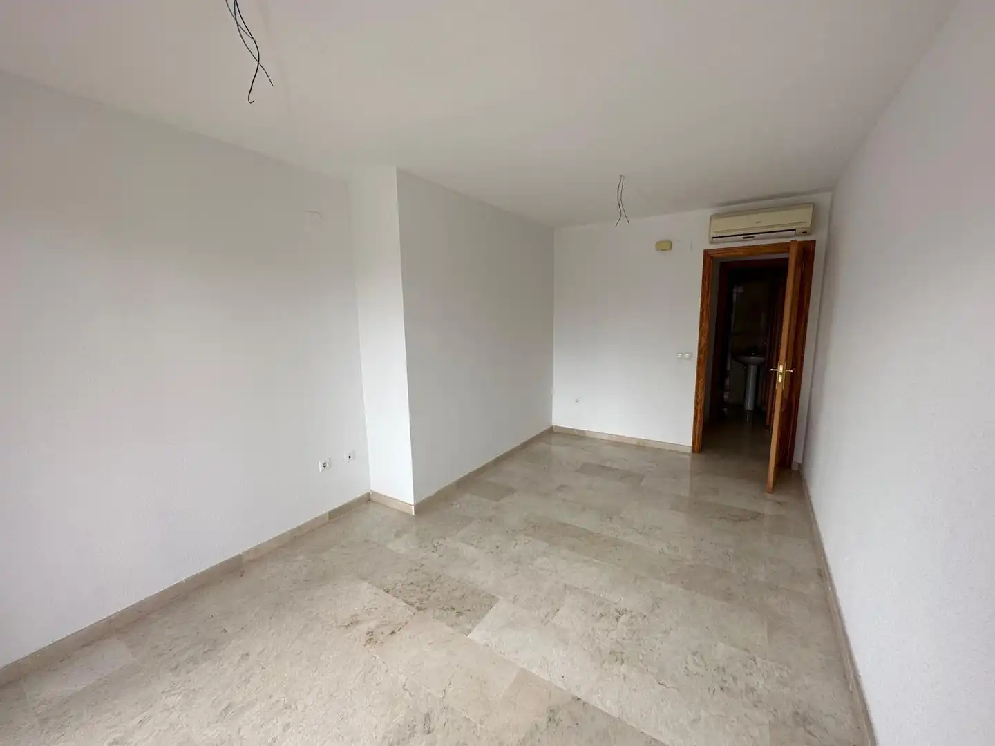 Apartament en venda en Benidorm amb Jardí privat, Terrassa i Piscina comunitària
