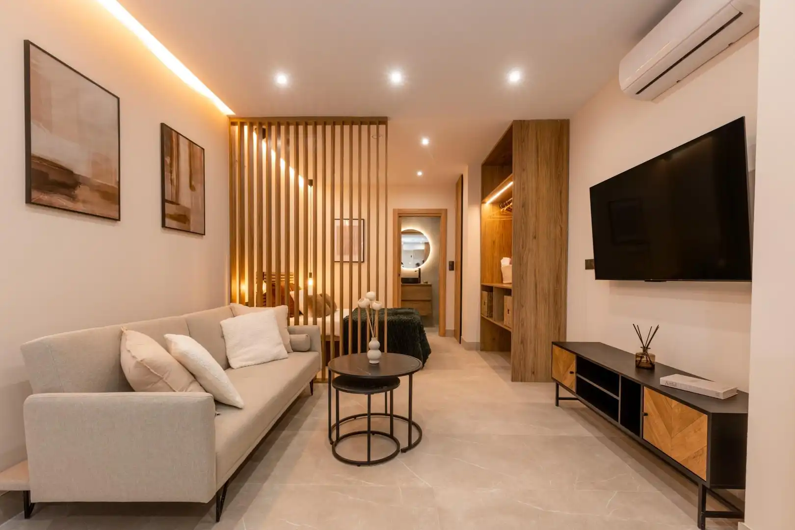 Living room of Study for sale in Granada  with Air Conditioner, Heating and Furnished