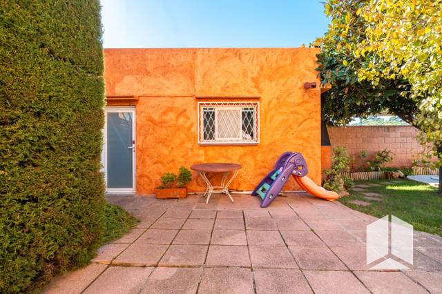 Casa-chalet en Venta en Les Botigues