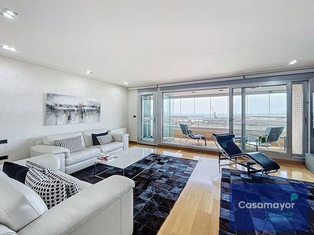 Ático en Venta en Calle Moratín en Benalúa