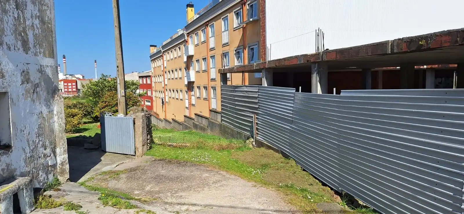 Gebäude zum Verkauf in Travesía de Meicende, 51, Pastoriza