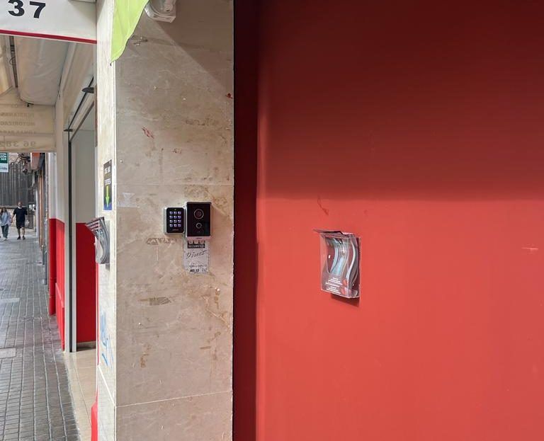 Box room to rent in  Valencia Capital
