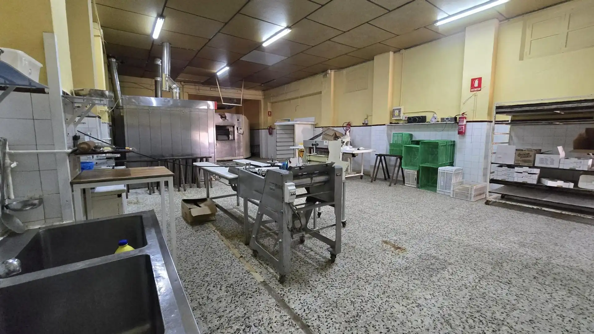 Business premises for sale in Calle de Álvarez Quintero, imagen 19