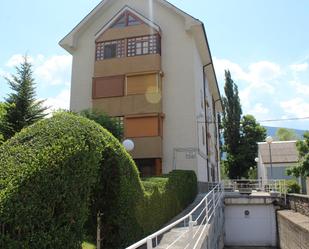 Außenansicht von Dachboden zum verkauf in Biescas mit Balkon