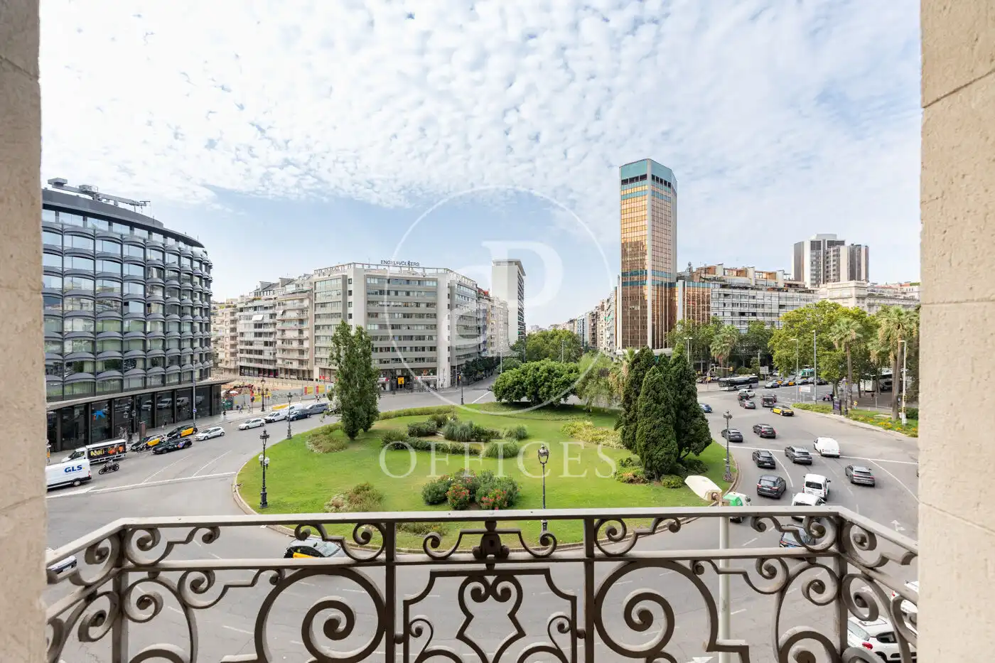 Vista exterior de Oficina de alquiler en Barcelona con Calefacción