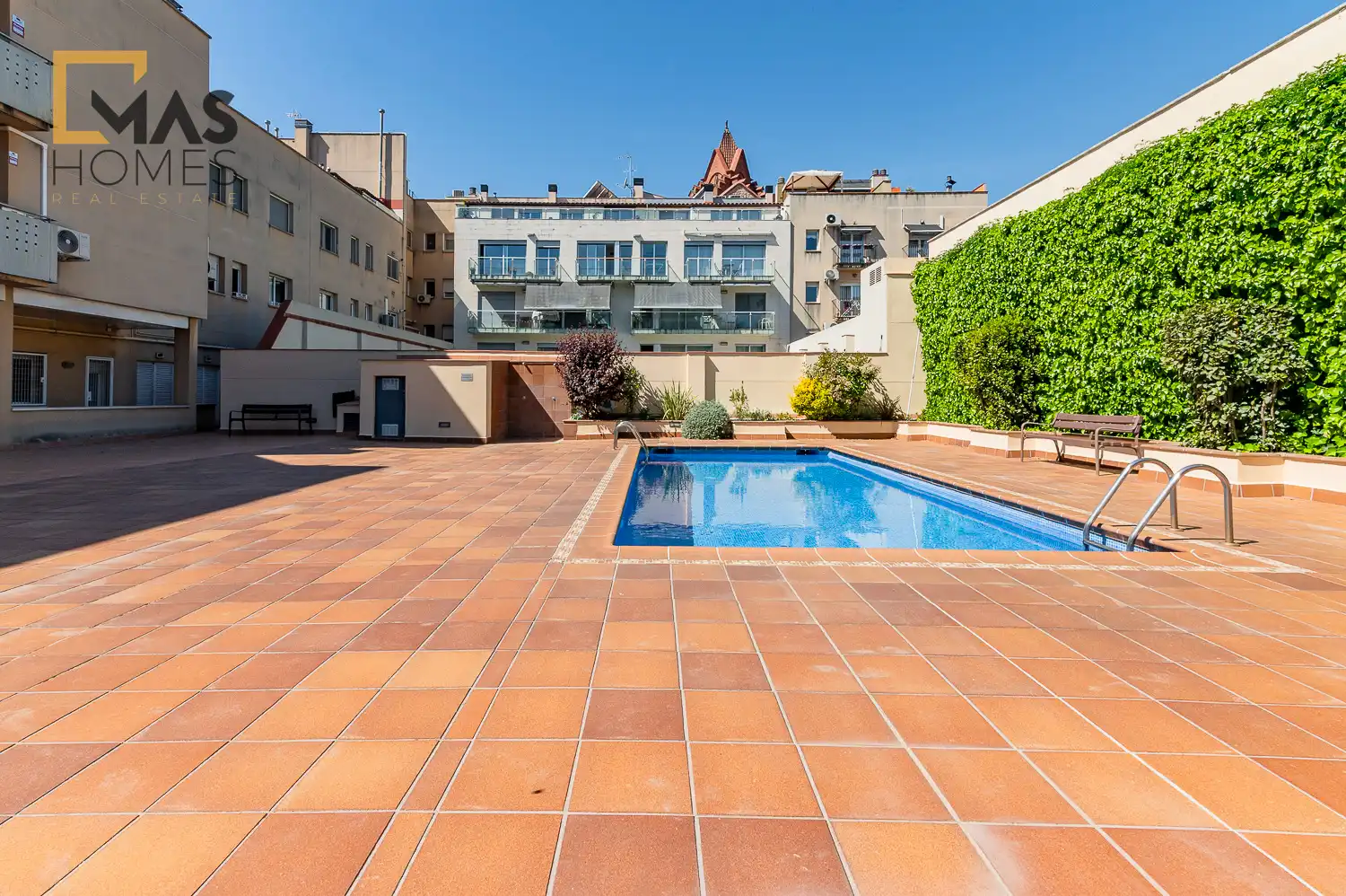 Ático con terraza en venta en Carrer de l'Escola Pia, imagen 48