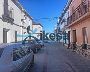 Vista exterior de Casa adosada en venda en Villamanrique de la Condesa