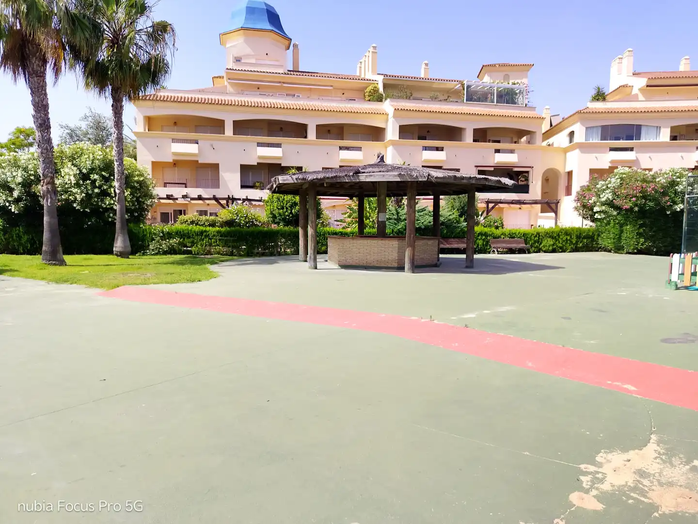 Detached homes for sale in Avenida Reina Sofía, Costa Ballena Golf