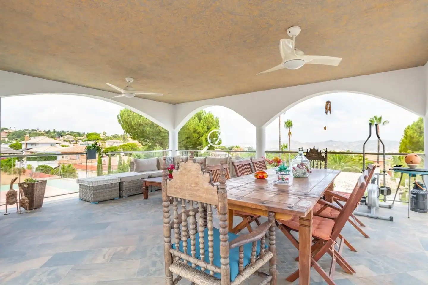 Terrassa de Casa o xalet en venda en Alhaurín de la Torre amb Aire condicionat, Jardí privat i Terrassa