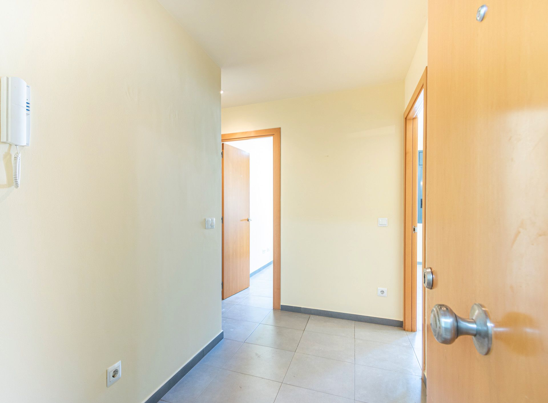 Flat for sale in Figueres  with Private garden and Community pool
