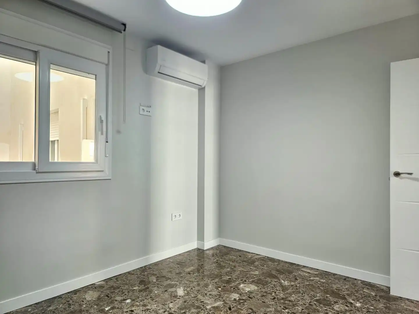 Flat with lift to rent in CUARTELES, imagen 17