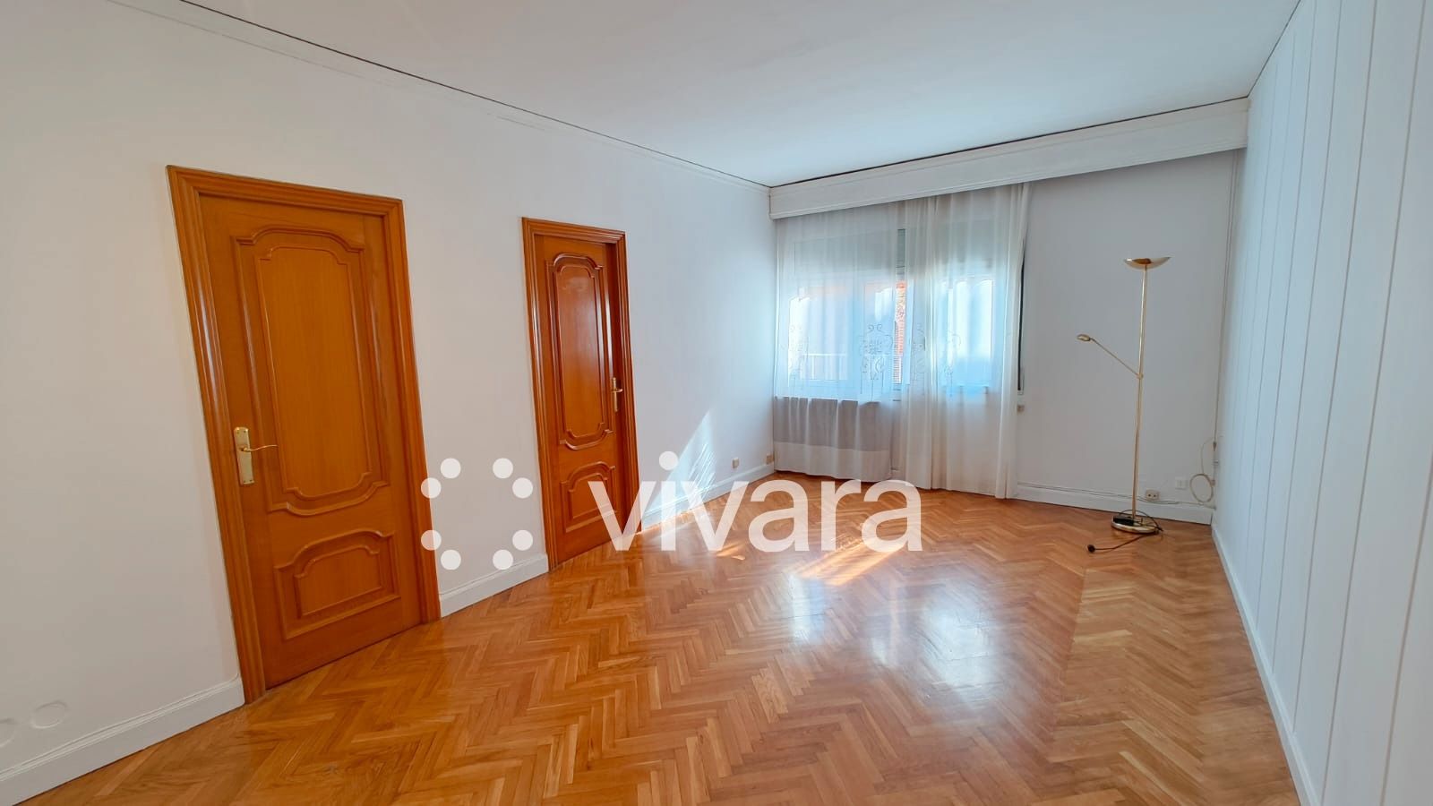 Habitación de Piso de alquiler en  Barcelona Capital con Horno y Se aceptan mascotas