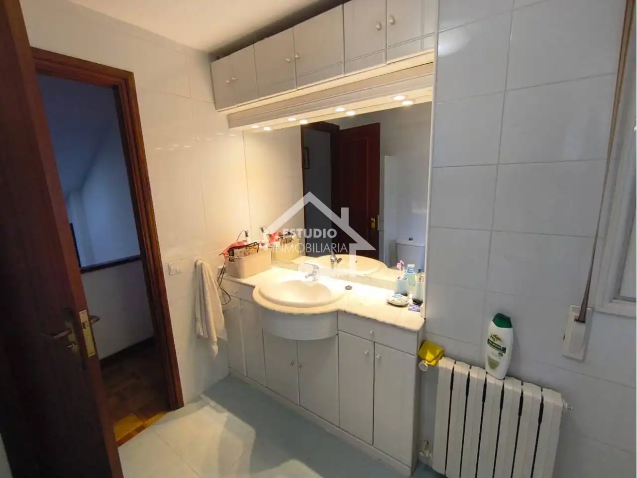 Baño de Casa o chalet en venta en Mendavia con Calefacción, Jardín privado y Parquet