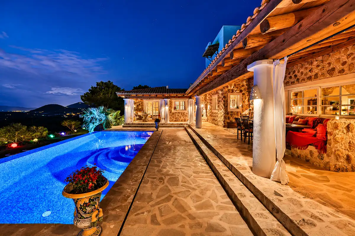 Terrace of Houses for rent in Santa Eulària des Riu  with Air Conditioner, Heating and Private garden