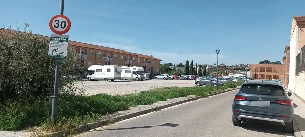 Residential land for sale in Carrer Pallars Sobirà, imagen 2