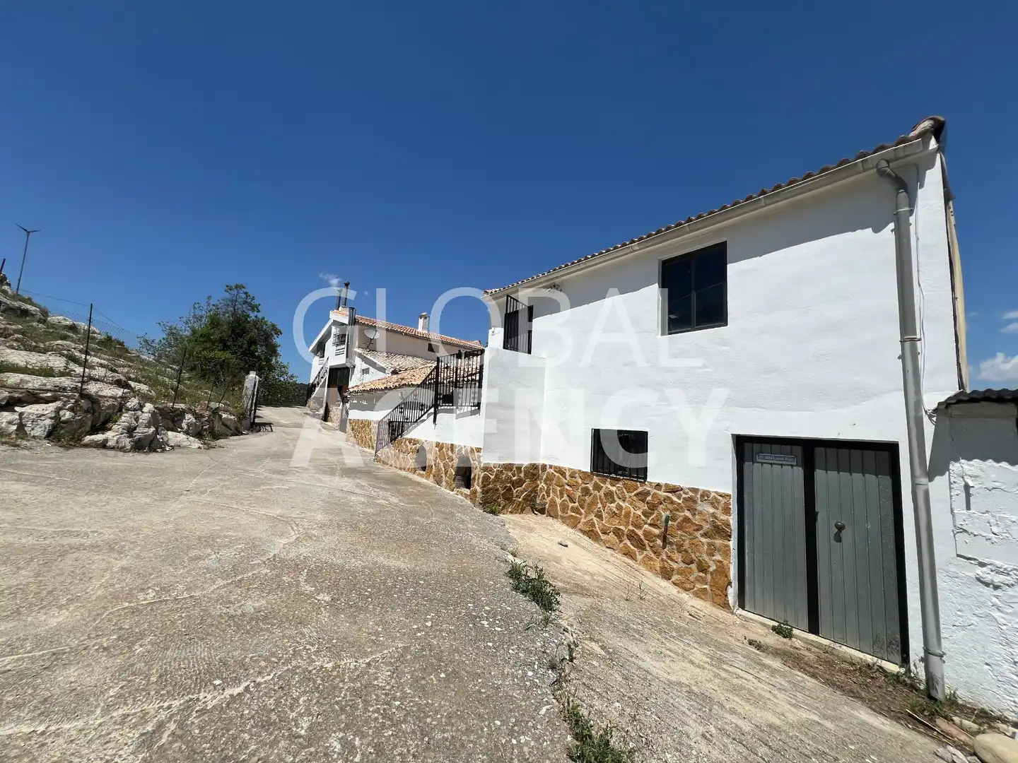 Vista exterior de Terreny en venda en Jaén
