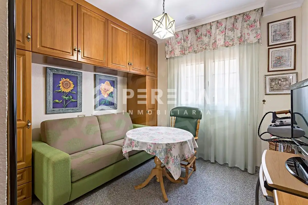 Sala de estar de Casa adosada en venta en Roquetas de Mar con Aire acondicionado, Jardín privado y Terraza