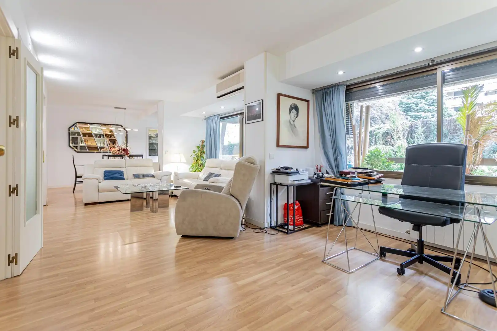 Sala de estar de Piso en venta en Madrid con Aire acondicionado, Calefacción y Jardín privado