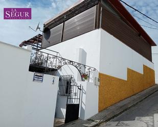 Exterior view of House or chalet for sale in Benalup-Casas Viejas  with Air Conditioner, Heating and Private garden