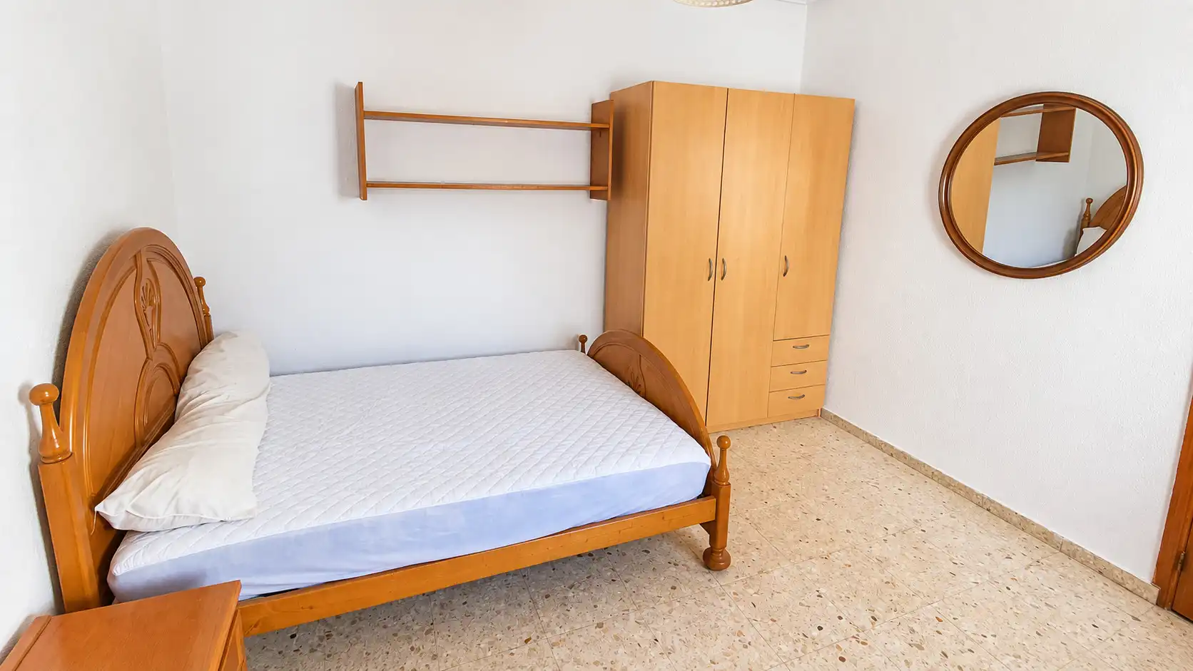 Appartamento con terrazza in affitto a Casco Antiguo, imagen 11