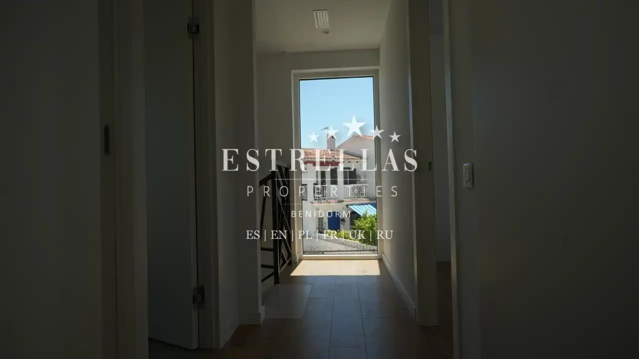 Casa o chalet en venta en La Nucia con Aire acondicionado, Calefacción y Jardín privado
