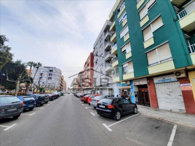 Local comercial en Venta en Alquenència - Venècia