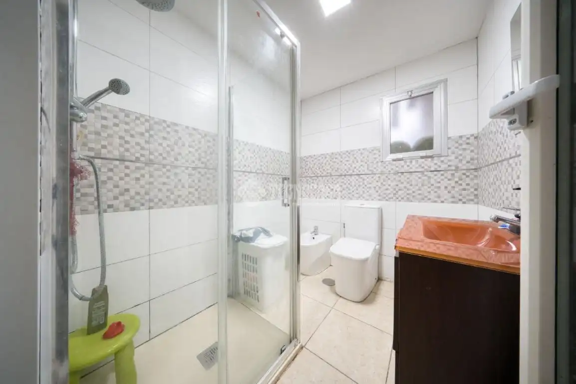Bany de Pis en venda en Valladolid amb Alarma