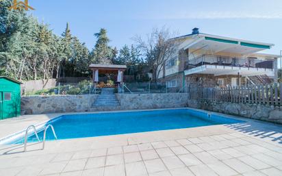 Swimming pool of House or chalet for sale in Colmenarejo  with Heating, Private garden and Swimming Pool