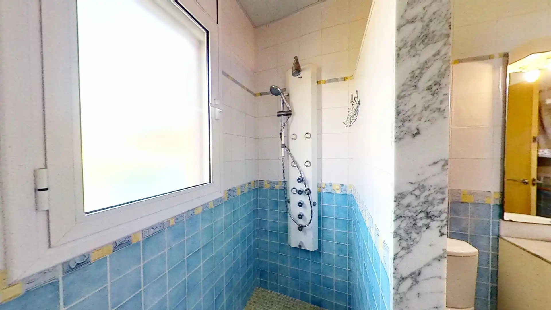 Bathroom of Houses for sale in El Vendrell  with Air Conditioner, Heating and Terrace