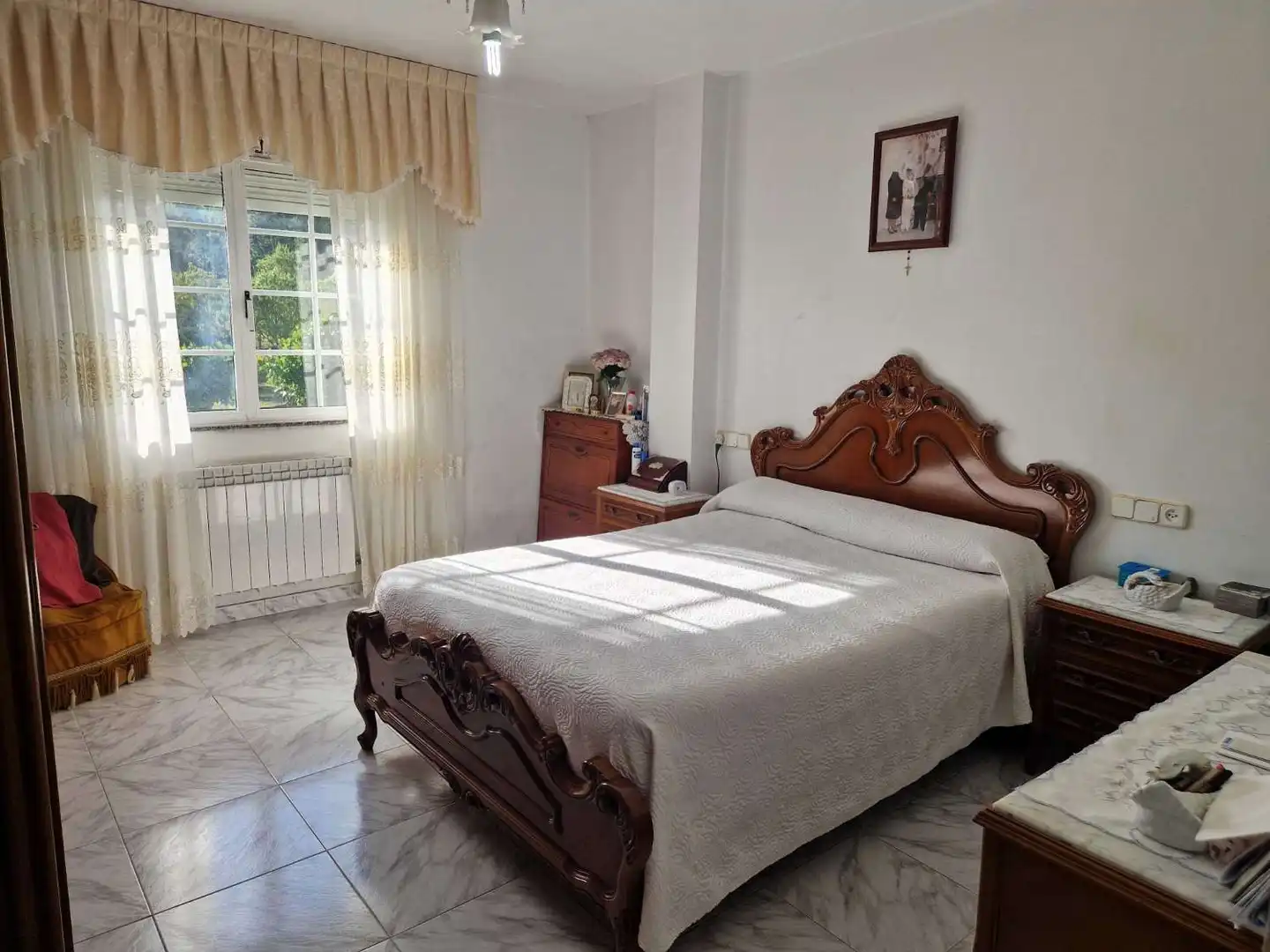 Bedroom of Commercial properties for rent in A Baña    with Furnished