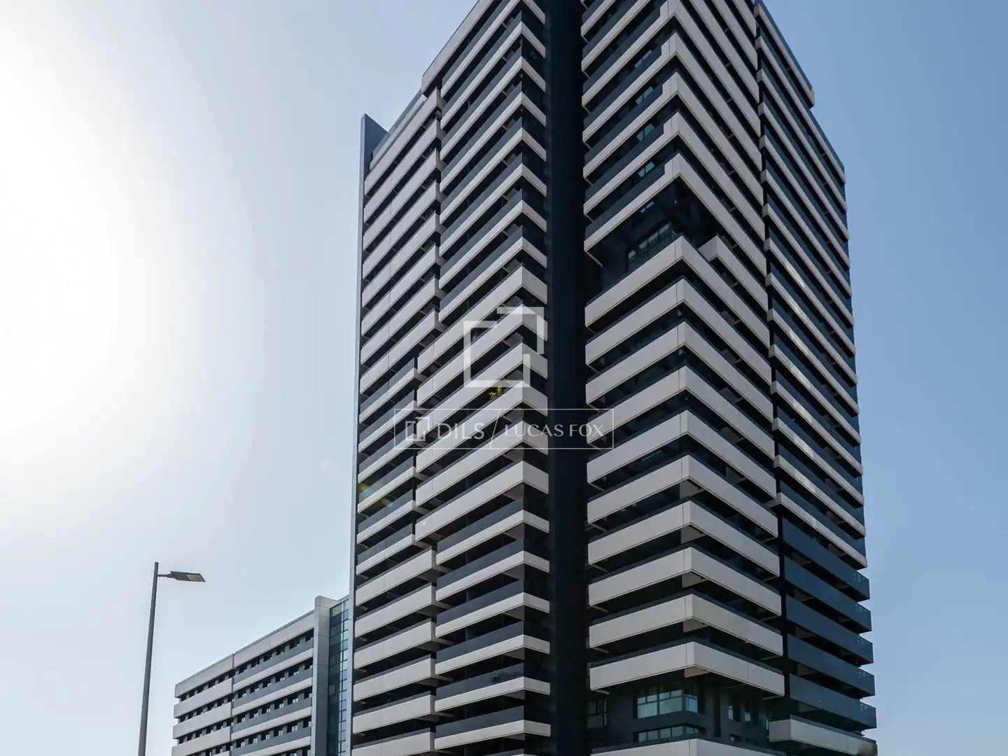 Vista exterior de Ático en venta en Madrid con Aire acondicionado, Calefacción y Terraza