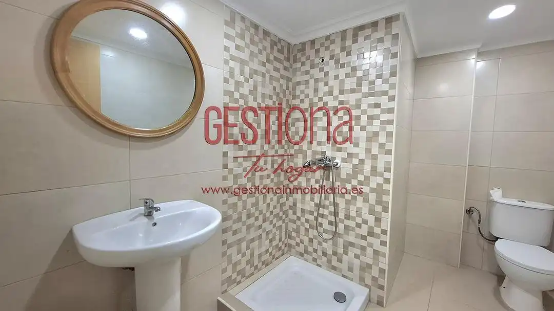 Local comercial en venda a Renedo, imagen 11
