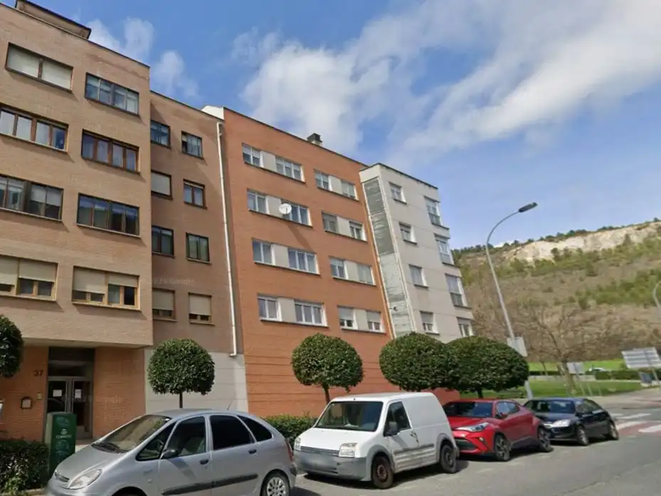 Außenansicht von Wohnung zum Verkauf in Ansoáin / Antsoain mit Terrasse