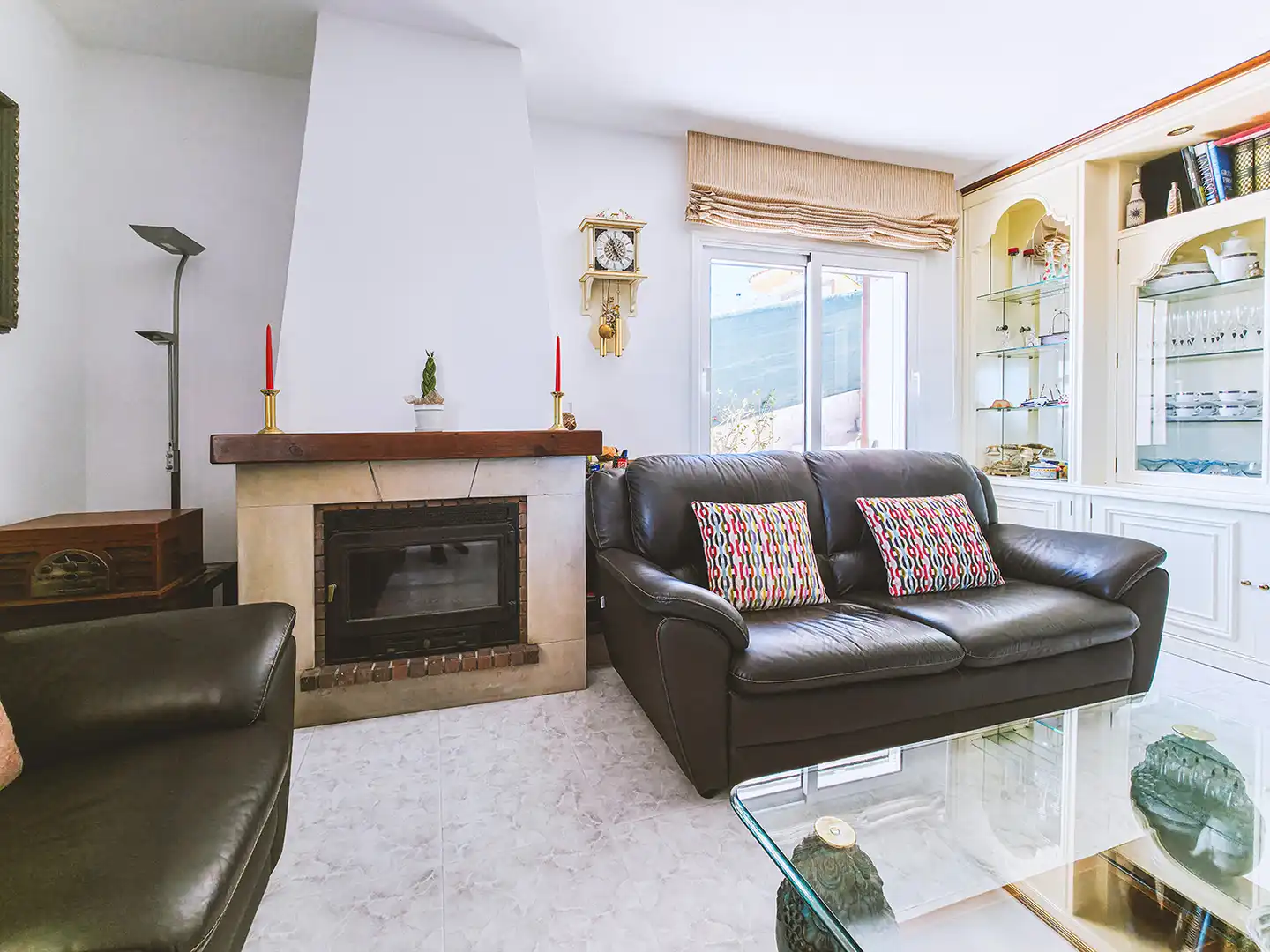 Wohnzimmer von Haus oder Chalet zum Verkauf in Sant Cebrià de Vallalta mit Heizung, Privatgarten und Terrasse