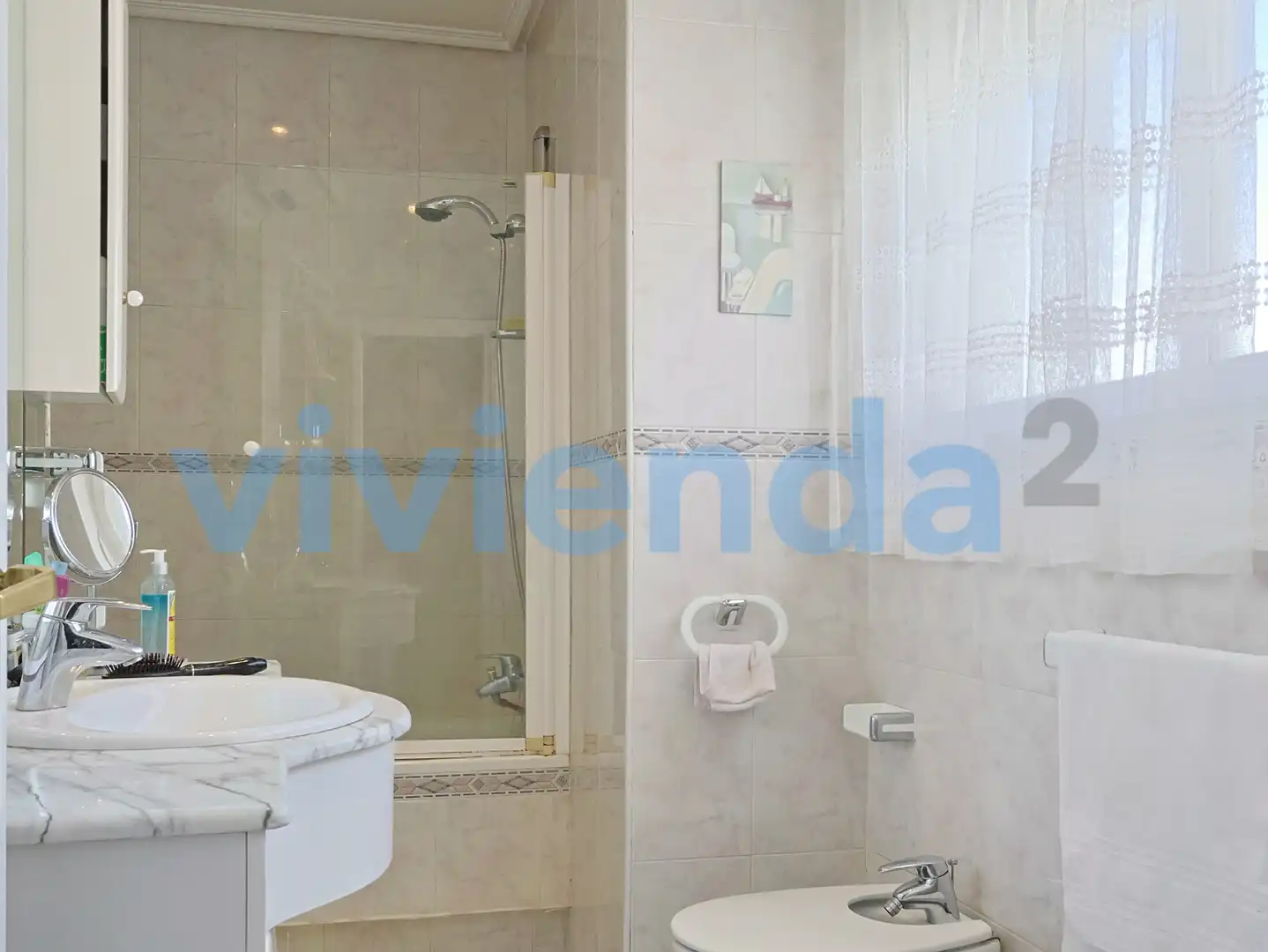 Badezimmer von Dachboden zum Verkauf in Madrid mit Klimaanlage, Heizung und Terrasse