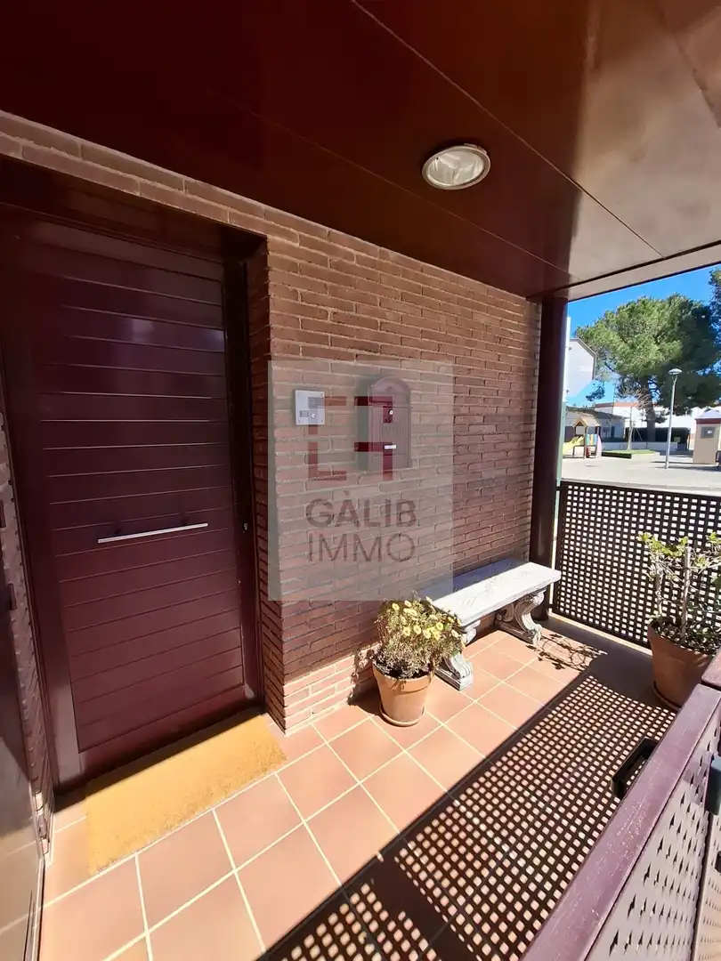 Detached homes for sale in Vila-sacra  with Air Conditioner, Heating and Terrace