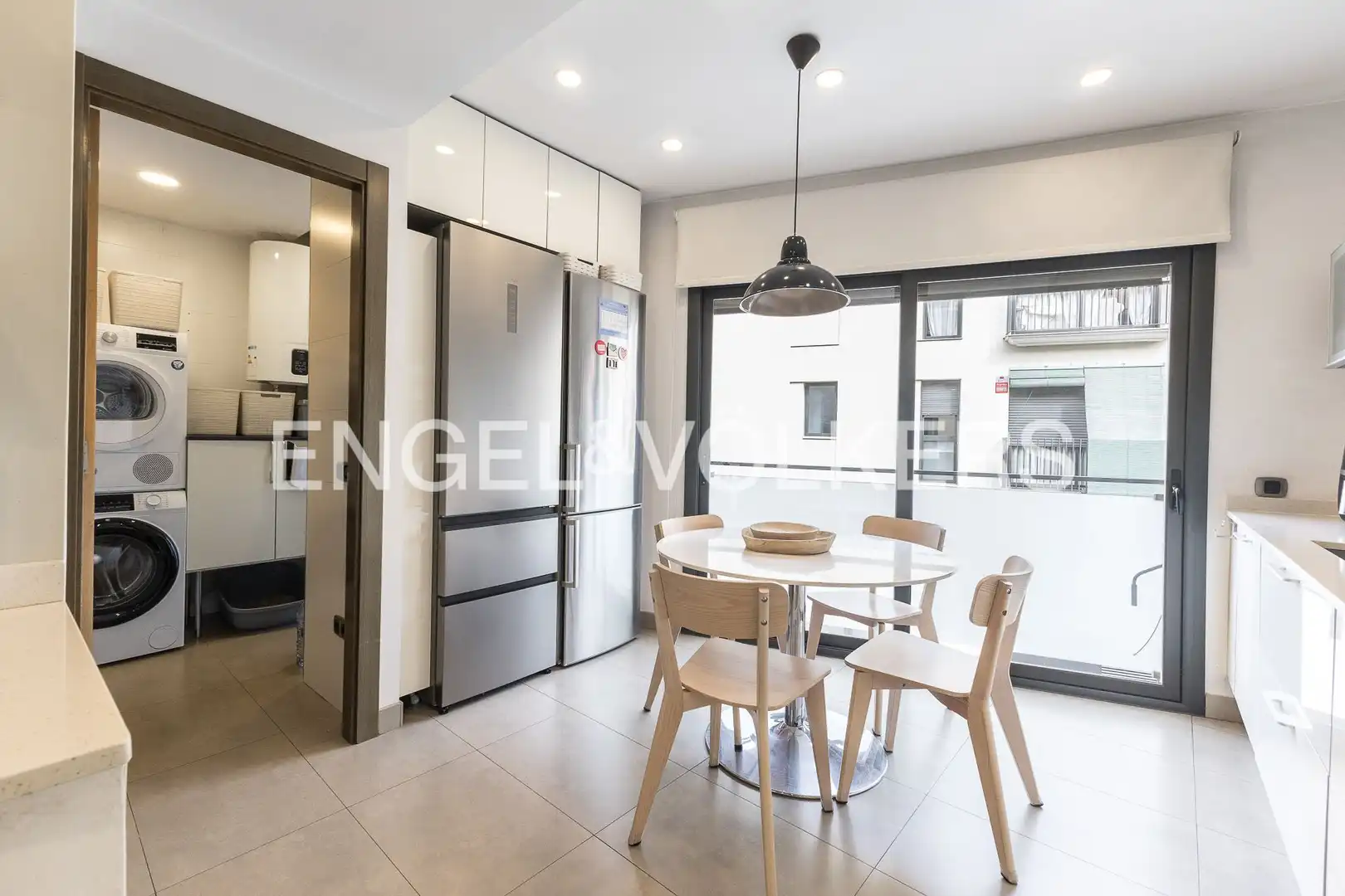 Cocina de Casa adosada en venta en Barcelona con Aire acondicionado, Calefacción y Jardín privado