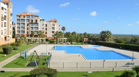 APARTAMENTO DE 2 DORMITORIOS Y 2 BAÑOS EN 1ª LÍNEA DE PLAYA