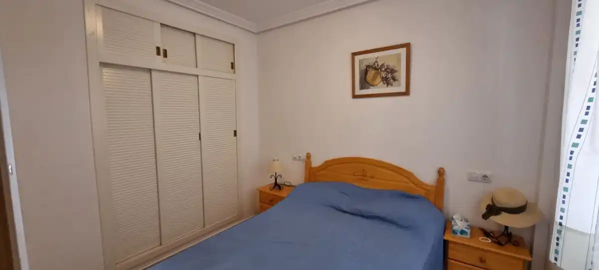 Habitación de Apartamento de alquiler en Águilas con Terraza, Balcón y Piscina comunitaria